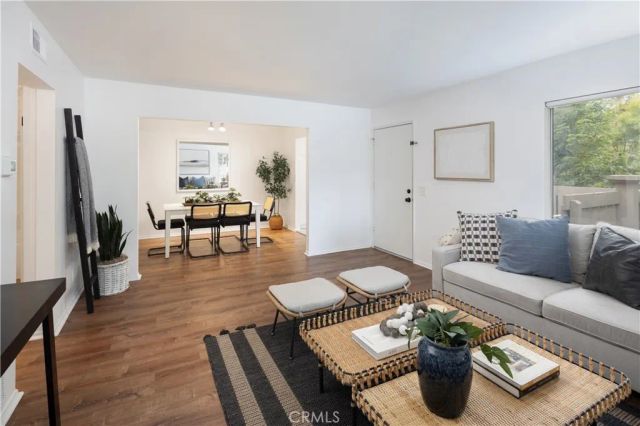 101 Rockwood 52, Irvine, CA 92614