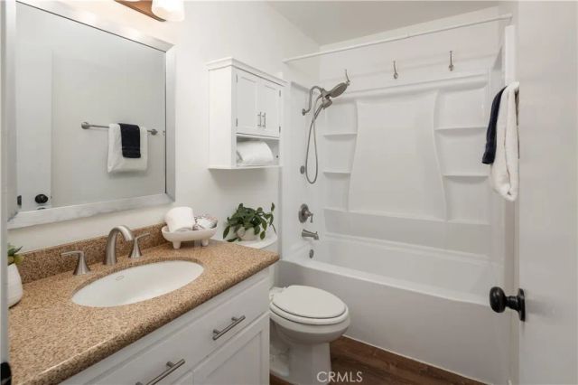 101 Rockwood 52, Irvine, CA 92614