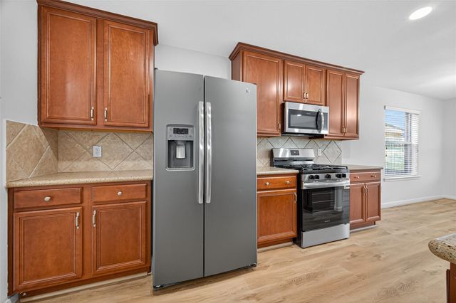 17422 Bending Post Dr Drive, Houston, TX 77095