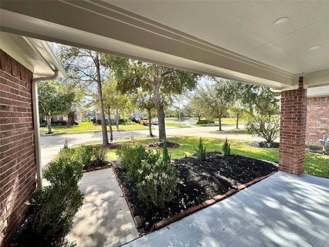 17422 Bending Post Dr Drive, Houston, TX 77095