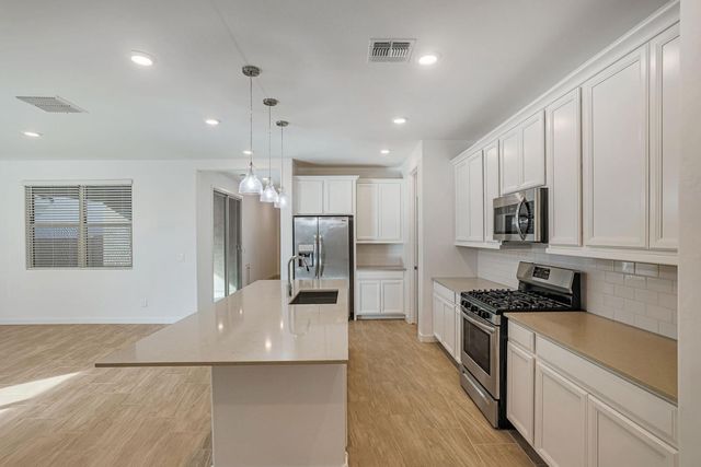 12881 N 145th Drive, Surprise, AZ 85379