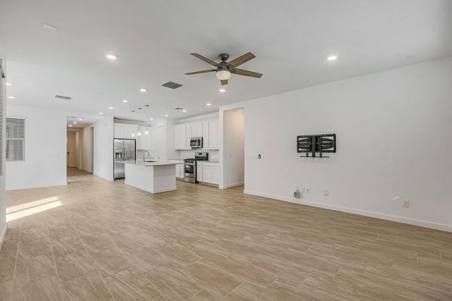 12881 N 145th Drive, Surprise, AZ 85379