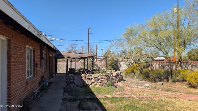 5901 E 26th Street, Tucson, AZ 85711