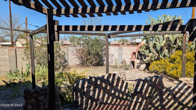 5901 E 26th Street, Tucson, AZ 85711