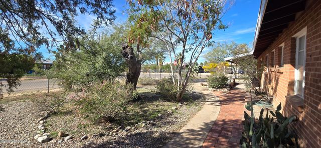 5901 E 26th Street, Tucson, AZ 85711