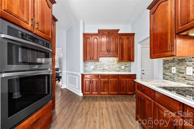 115 S Gibbs Road, Mooresville, NC 28117