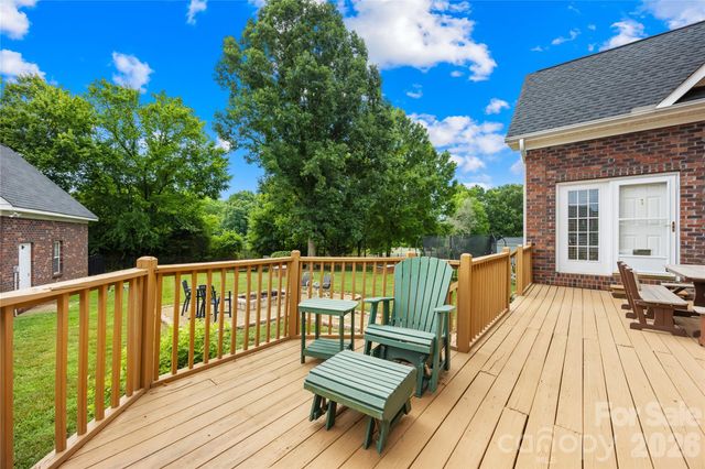 115 S Gibbs Road, Mooresville, NC 28117