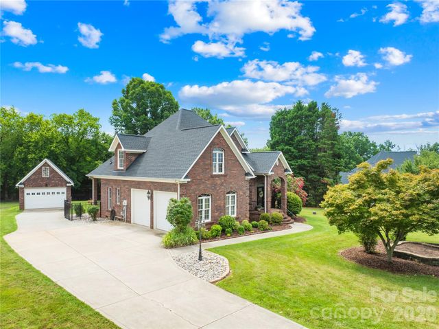 115 S Gibbs Road, Mooresville, NC 28117