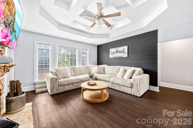 115 S Gibbs Road, Mooresville, NC 28117
