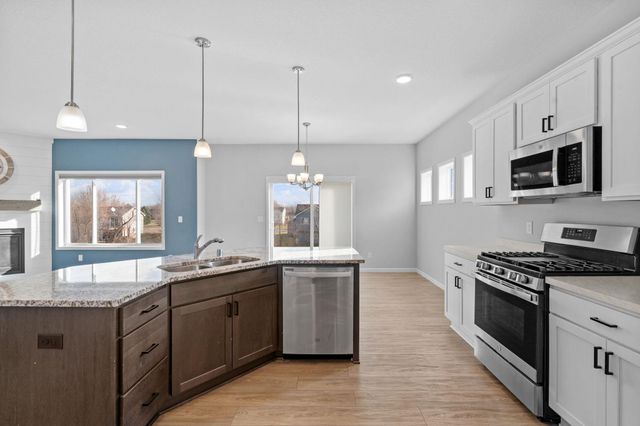 811 Morrison Avenue, Annandale, MN 55302