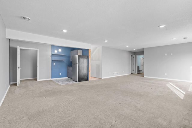 811 Morrison Avenue, Annandale, MN 55302