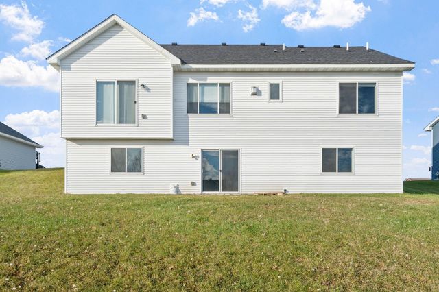 811 Morrison Avenue, Annandale, MN 55302