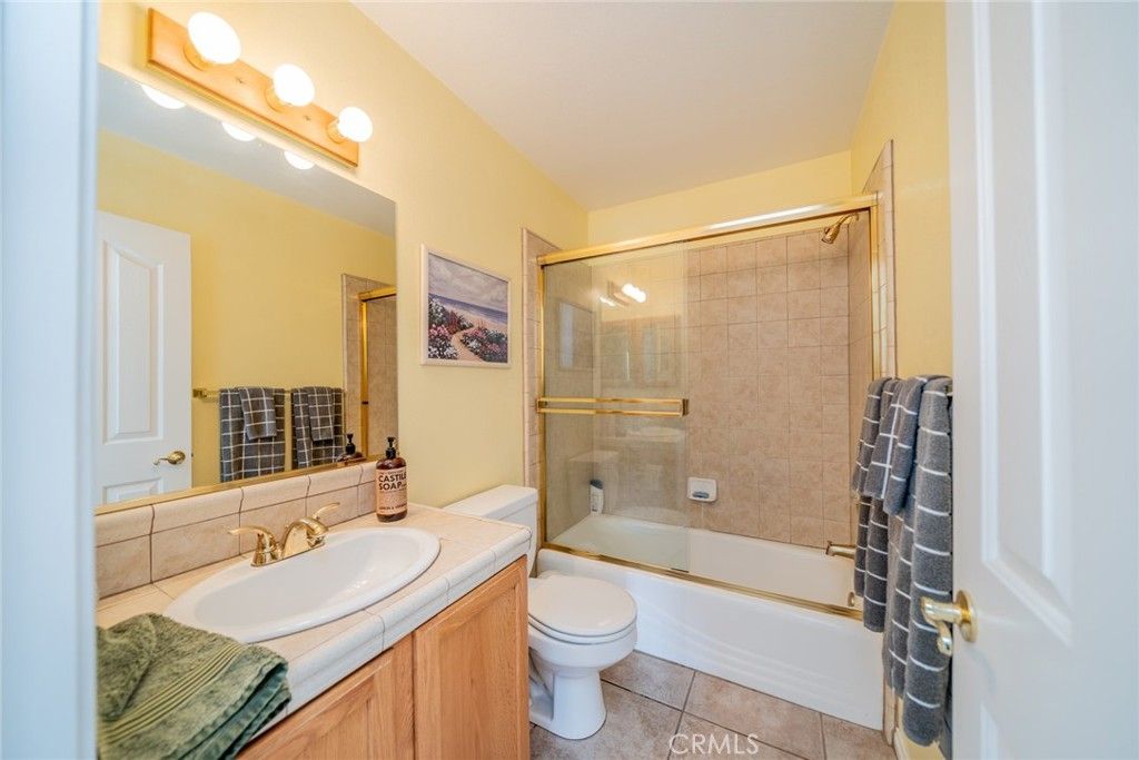 Image 27 of property listing at 8767 Silver Rock, Pinon Hills, CA 92372