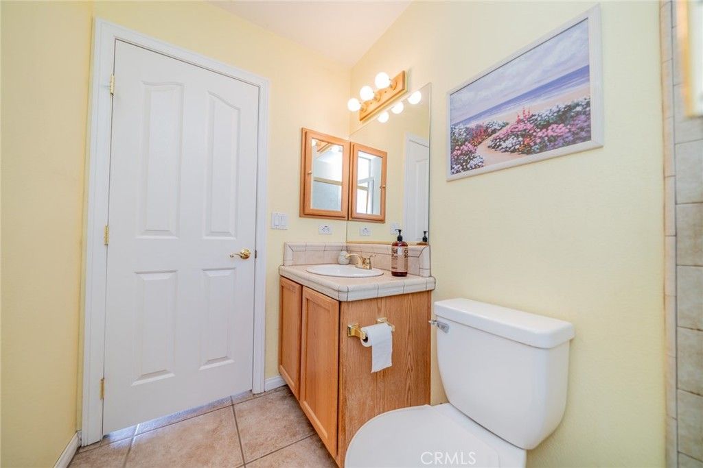 Image 28 of property listing at 8767 Silver Rock, Pinon Hills, CA 92372