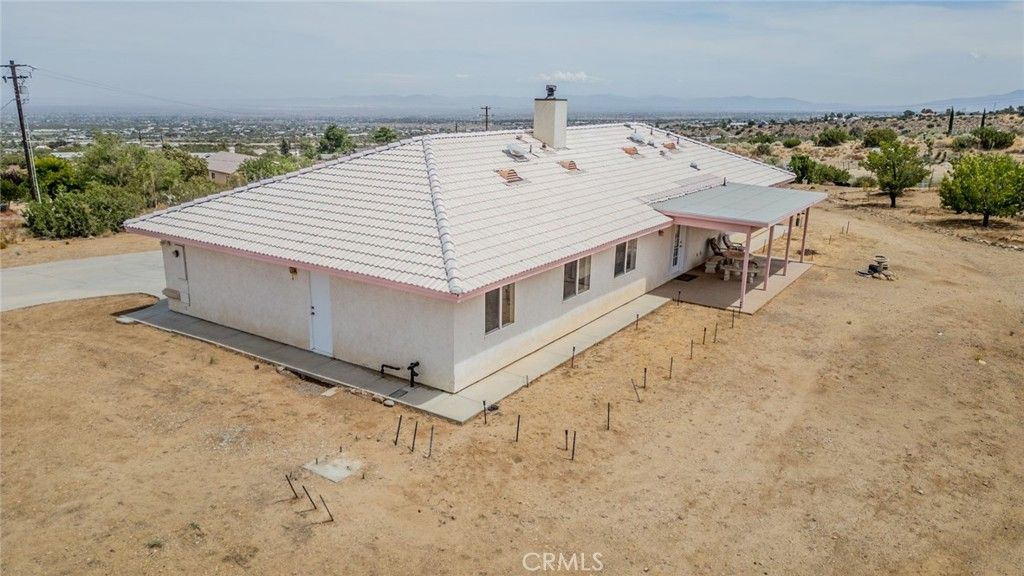 Image 40 of property listing at 8767 Silver Rock, Pinon Hills, CA 92372
