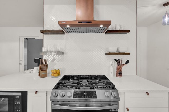 7313 Cerro Negro Drive, El Paso, TX 79912