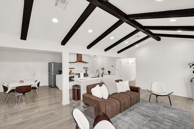 7313 Cerro Negro Drive, El Paso, TX 79912