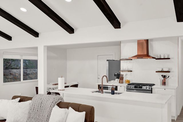 7313 Cerro Negro Drive, El Paso, TX 79912