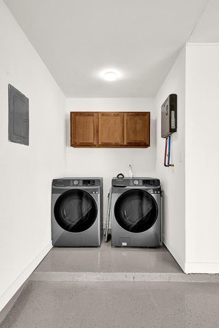 7313 Cerro Negro Drive, El Paso, TX 79912