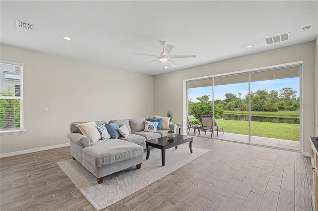 10938 FIELDSTONE DRIVE, Palmetto, FL 34221