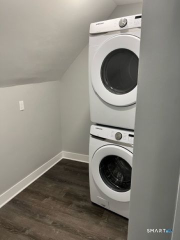 7 Burritt Avenue, Stratford, CT 06615