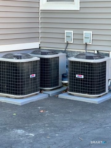 7 Burritt Avenue, Stratford, CT 06615