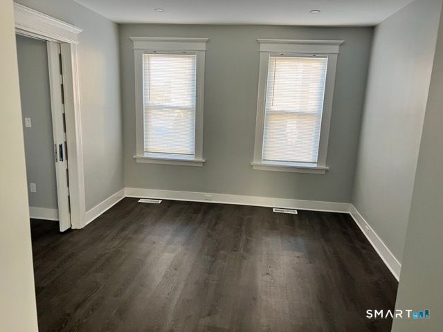 7 Burritt Avenue, Stratford, CT 06615