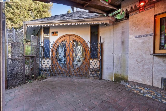 721-45 5th St, Oakland, CA 94607