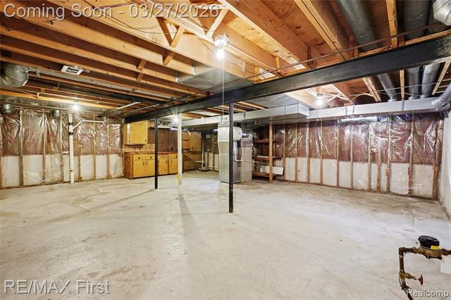 38796 Bramham Street, Clinton Township, MI 48038