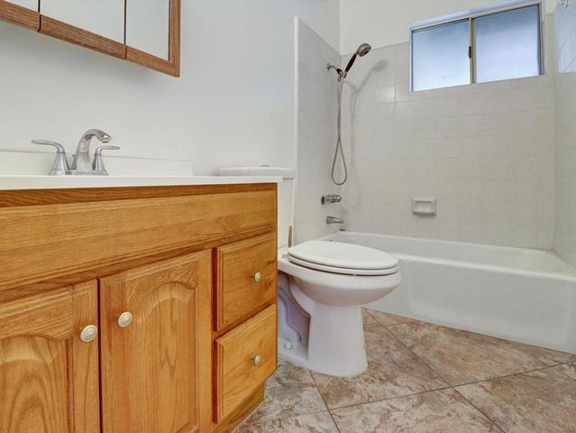 9980 Hoylake Road, Desert Hot Springs, CA 92240