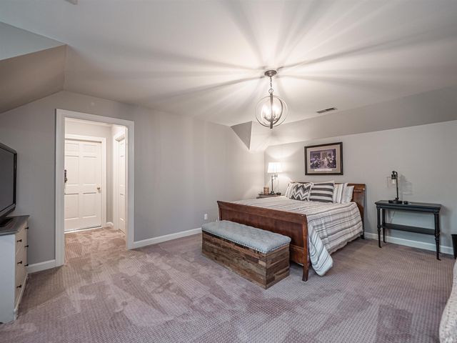 801 Cobblestone Drive, Evansville, IN 47715