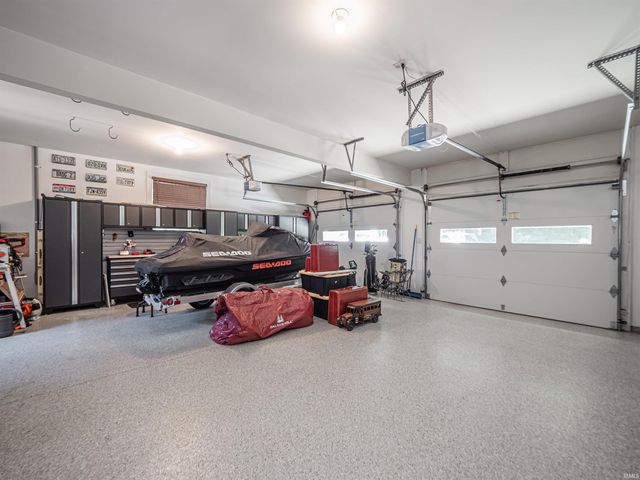 801 Cobblestone Drive, Evansville, IN 47715