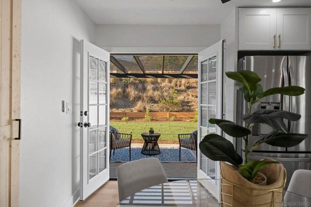 13442 Mountainside Dr, Poway, CA 92064