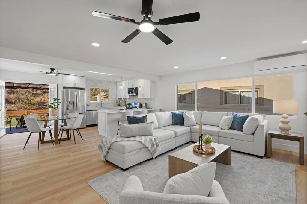 Image 5 of property listing at 13442 Mountainside Dr, Poway, CA 92064