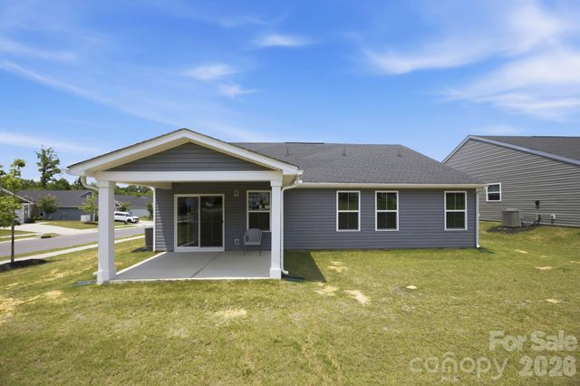 621 Grandiflora Avenue, Lancaster, SC 29720