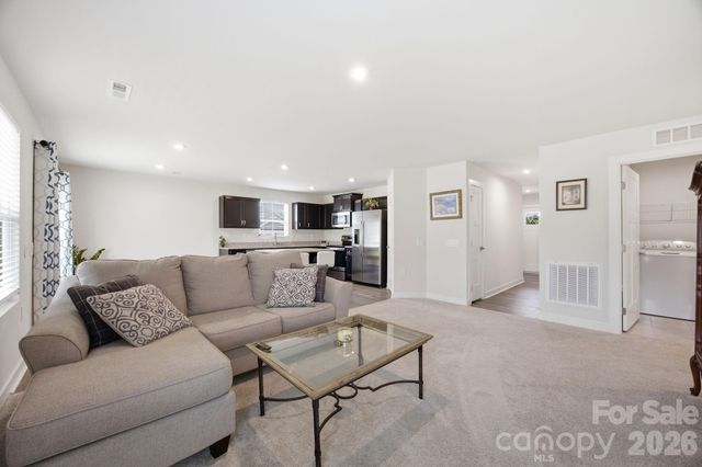 621 Grandiflora Avenue, Lancaster, SC 29720