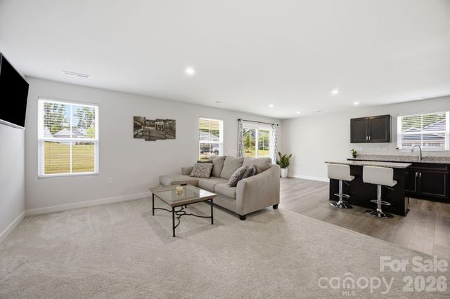 621 Grandiflora Avenue, Lancaster, SC 29720
