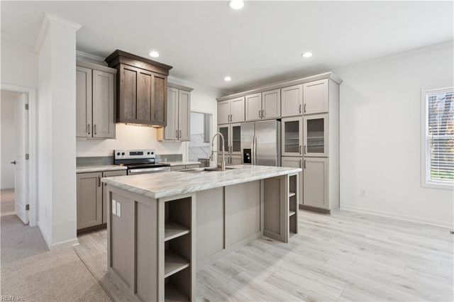 6606 Kimberly DR, Gloucester, VA 23061