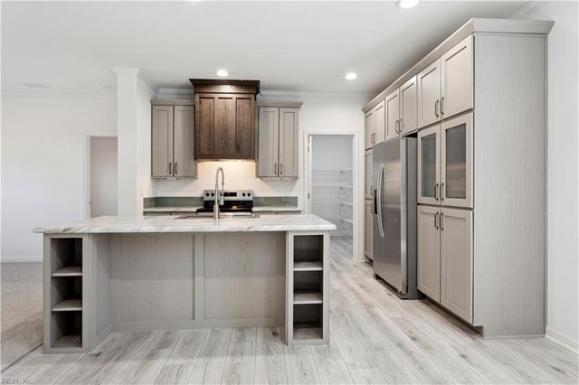 6606 Kimberly DR, Gloucester, VA 23061