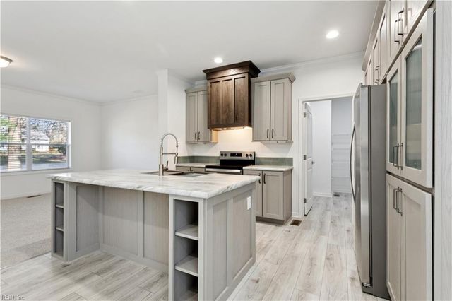 6606 Kimberly DR, Gloucester, VA 23061