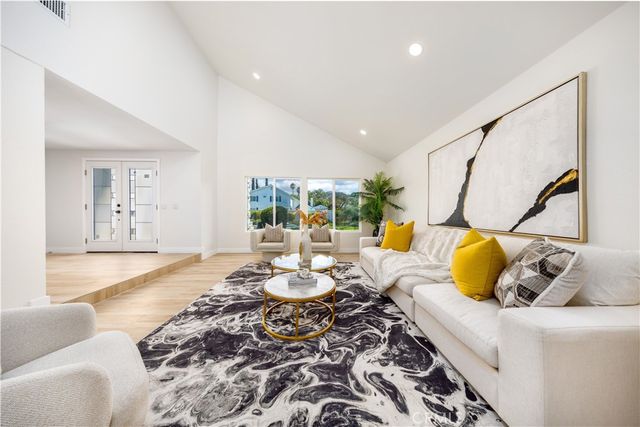 19402 Lemon Hill Drive, North Tustin, CA 92705