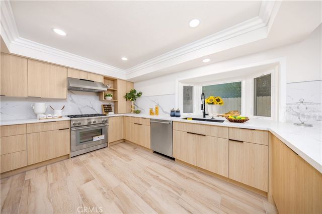 19402 Lemon Hill Drive, North Tustin, CA 92705