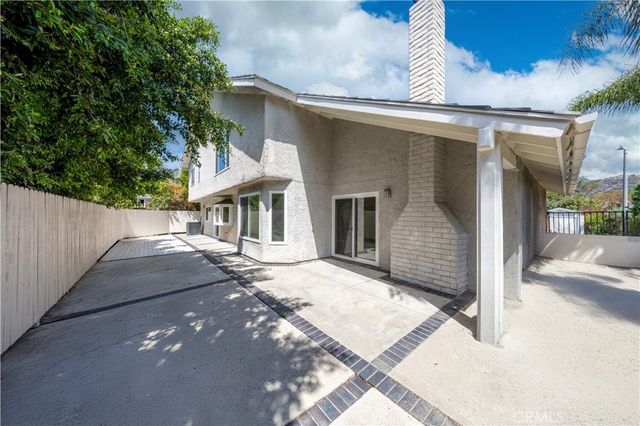 19402 Lemon Hill Drive, North Tustin, CA 92705