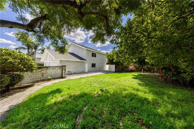 19402 Lemon Hill Drive, North Tustin, CA 92705
