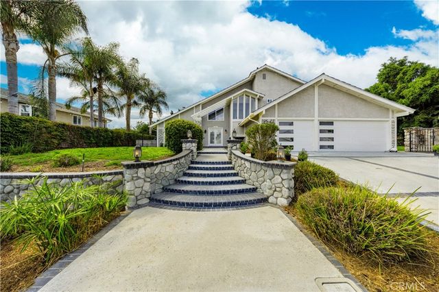 19402 Lemon Hill Drive, North Tustin, CA 92705