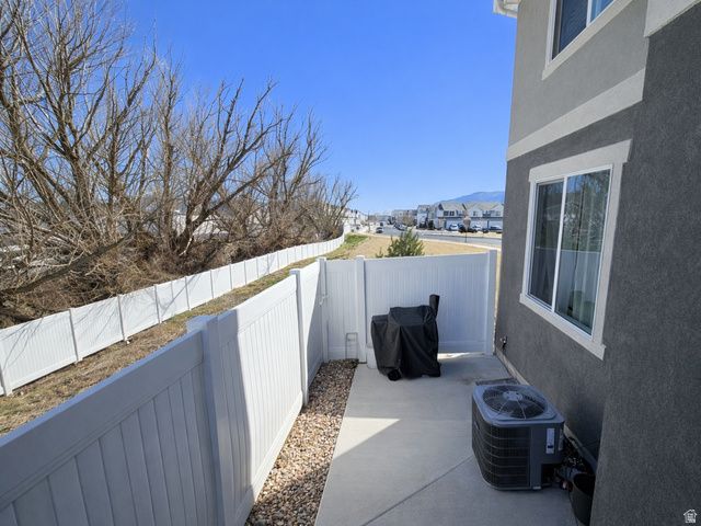 338 N STARBOARD LN, Saratoga Springs, UT 84045