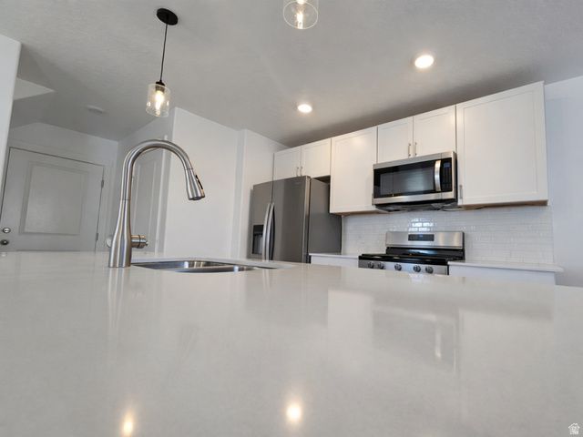 338 N STARBOARD LN, Saratoga Springs, UT 84045