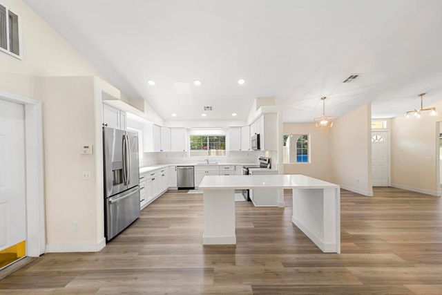 77560 Calle Madrid, La Quinta, CA 92253