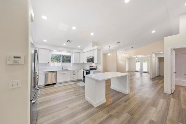 77560 Calle Madrid, La Quinta, CA 92253
