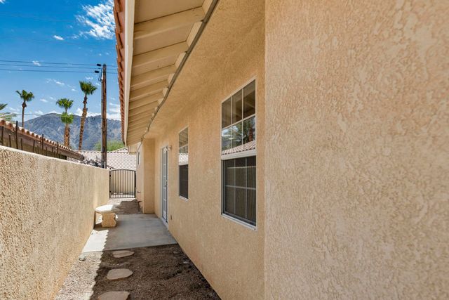 77560 Calle Madrid, La Quinta, CA 92253
